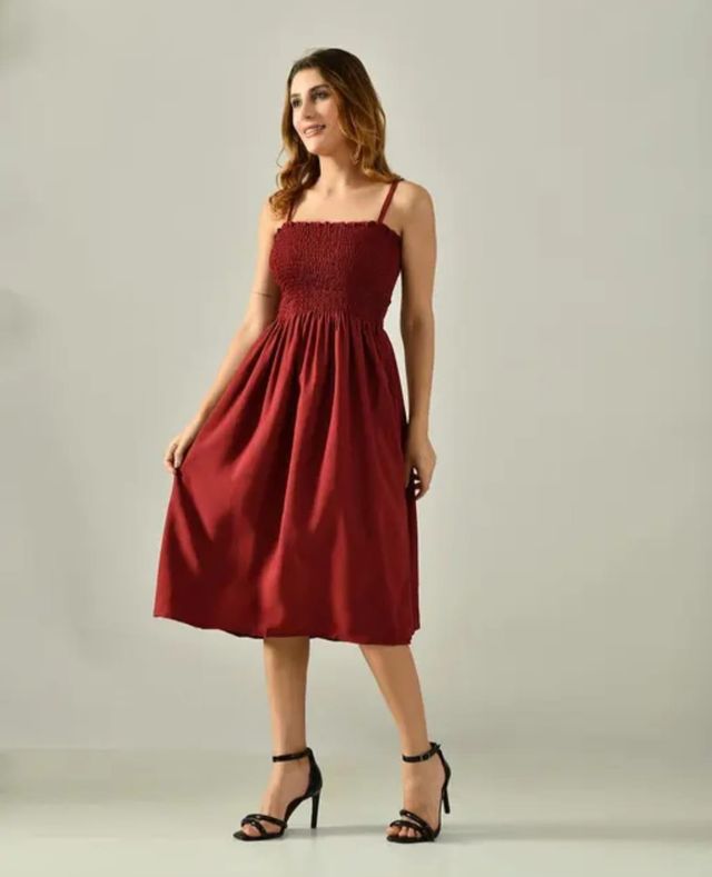 Women's Maroon Smocked Midi Dress – Elegant Sleeveless Flared Casual Party Dress